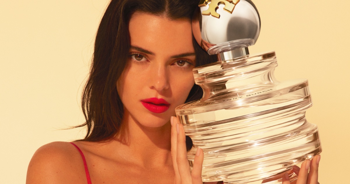 Kendall-Jenner-Tory-Burch-Fragrance-Campaign